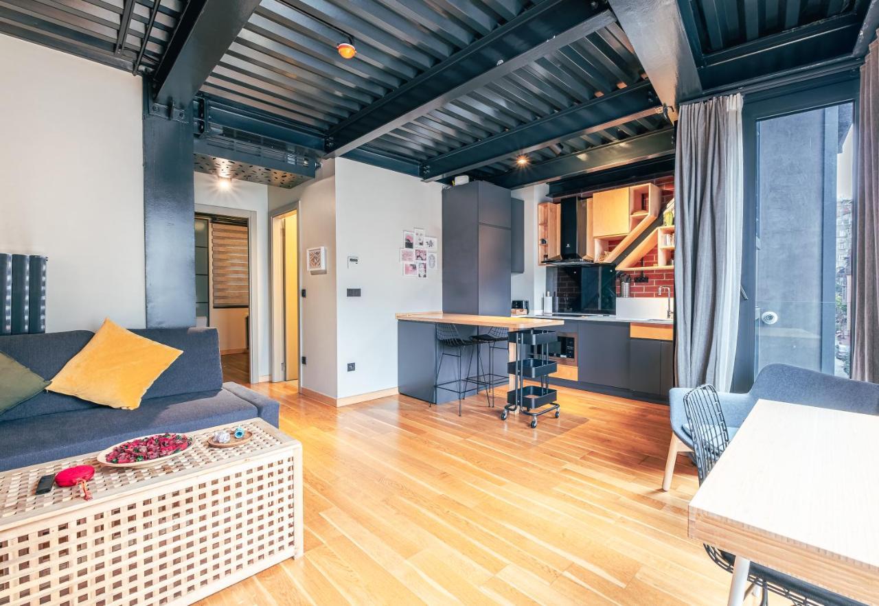 Homie Suites - "Loft 27" Urban Comfort Suites In The Heart Of Cihangir อิสตันบูล ภายนอก รูปภาพ